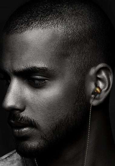 Wired earphones